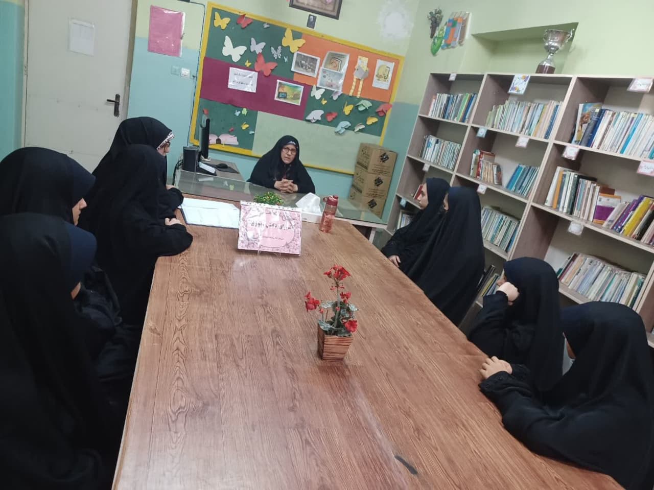 اولین جلسه شورای دانش آموزی