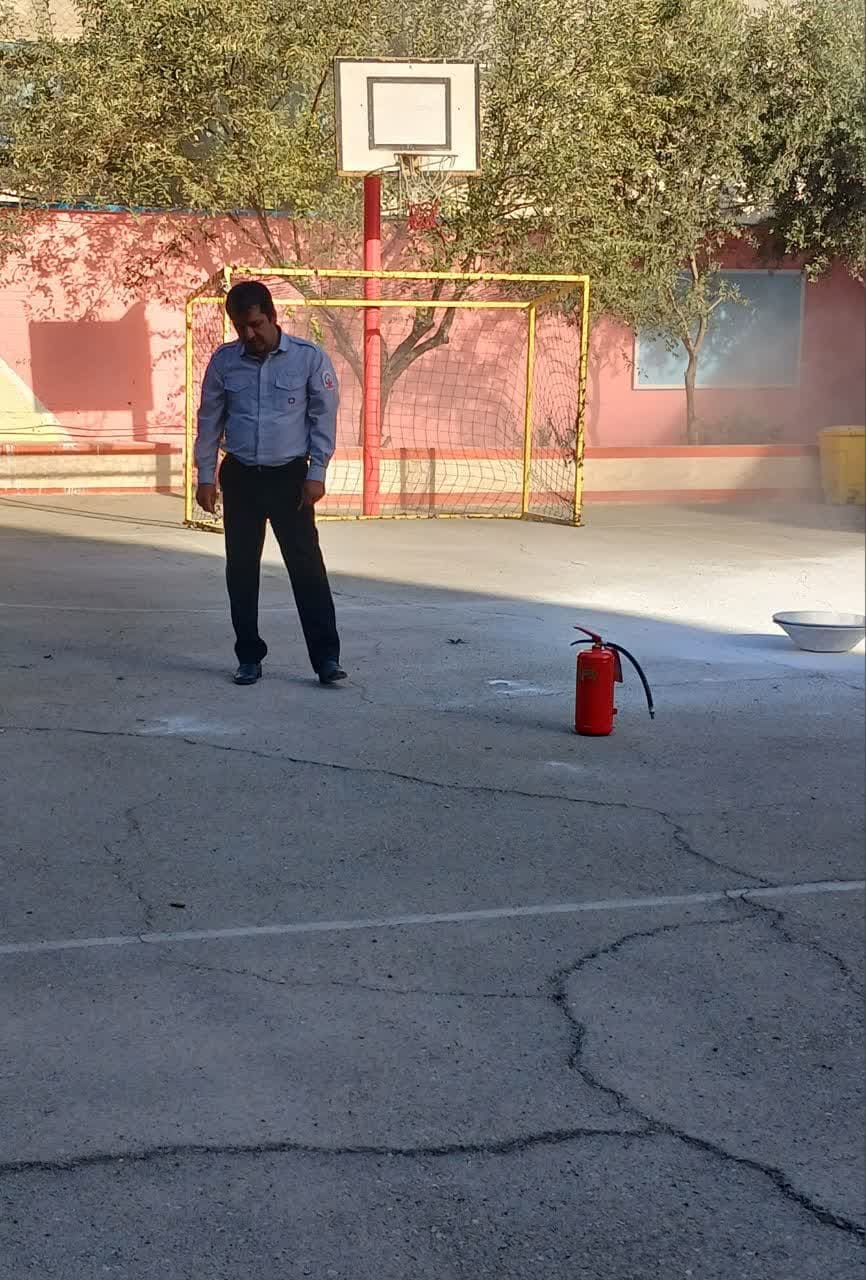 روز آتش نشانی و ایمنی